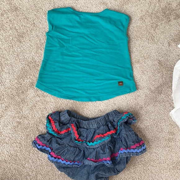 Tea Collection Rumba Rooster Set 12-18 mos - Picture 2 of 6